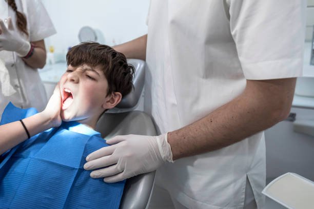 Best Broken or Cracked Tooth Emergency Dentist in Crestwood, MO